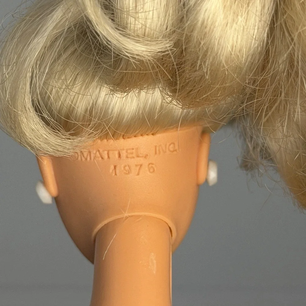 1976 Barbie Doll With Satin Panties And 1992 Fun To Dress Towel Wrap And Stand